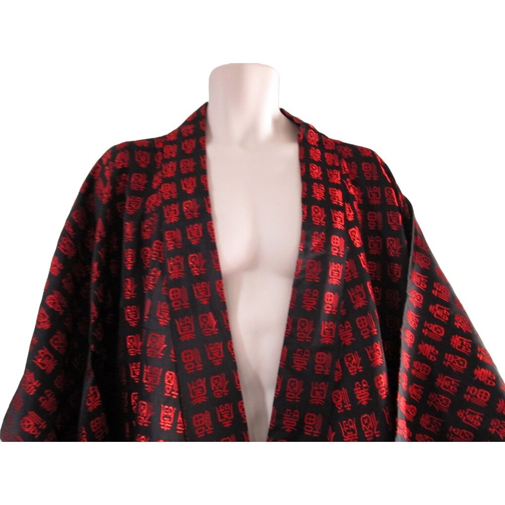 Kimono Style Robe Black Red Hanzi Funan Fu No Label Vintage EUC Sash Included - Picture 5 of 16